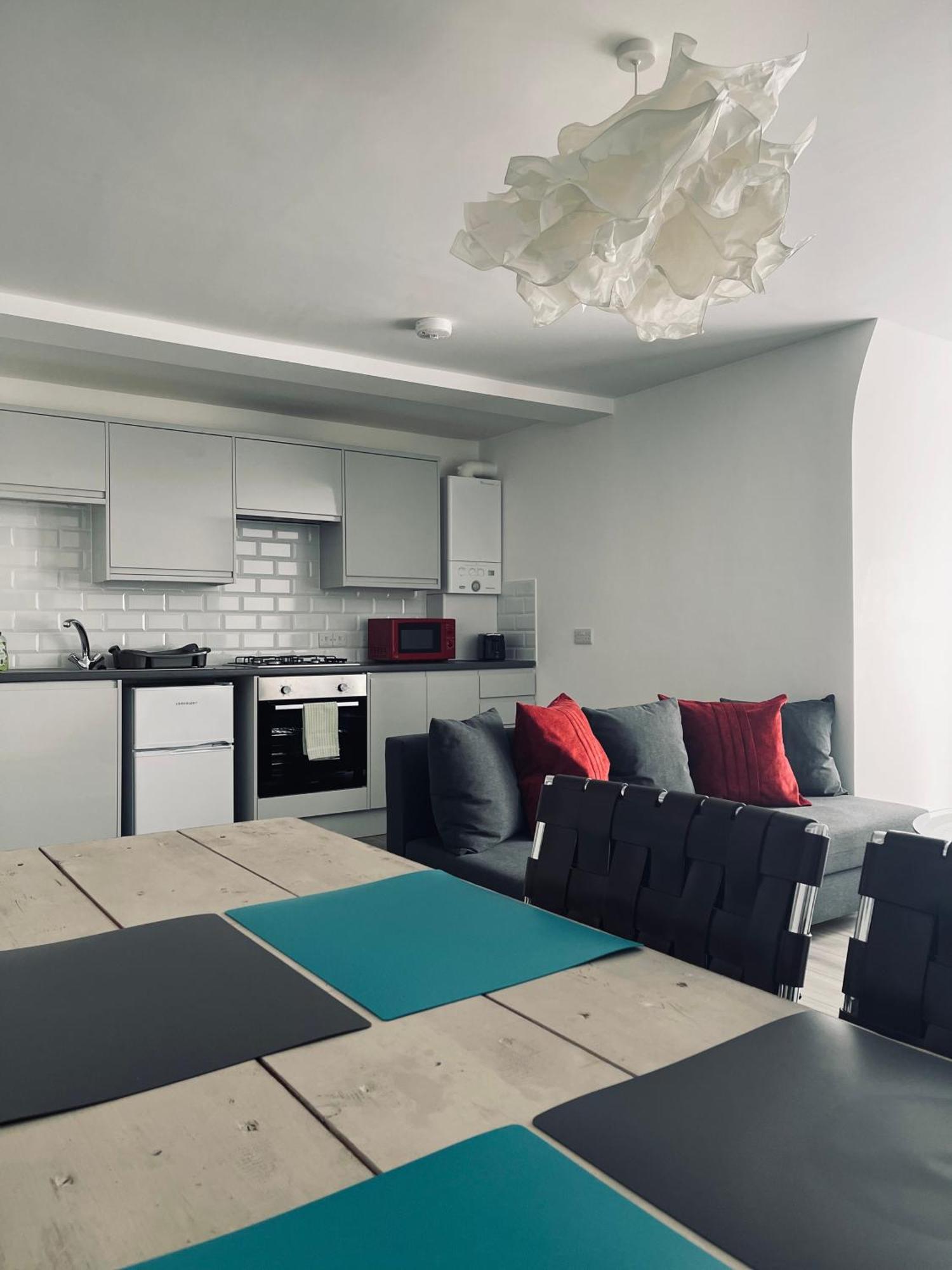 One Bedroom Apartment, No 4 Ilfracombe Ngoại thất bức ảnh